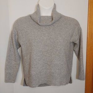 Old Navy Sweater